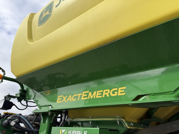 2024 John Deere 1775NT - Photo28