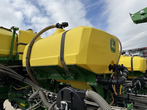 2024 John Deere 1775NT - Photo27