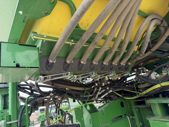 2024 John Deere 1775NT - Photo29