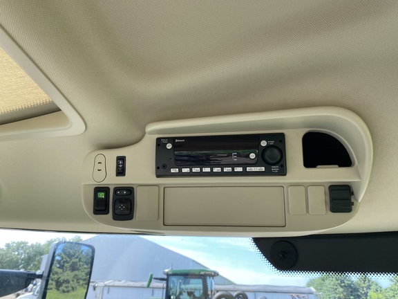 2025 John Deere 6R 155 - Photo5