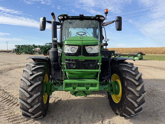 2025 John Deere 6R 155 - Photo8