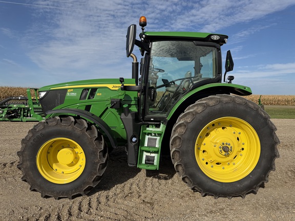 2025 John Deere 6R 155 - Photo6