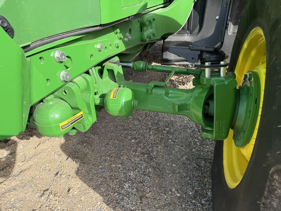 2025 John Deere 6R 155 - Photo11