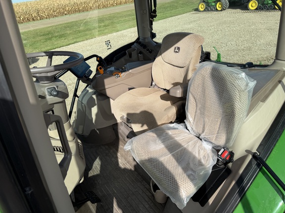 2025 John Deere 6R 155 - Photo28