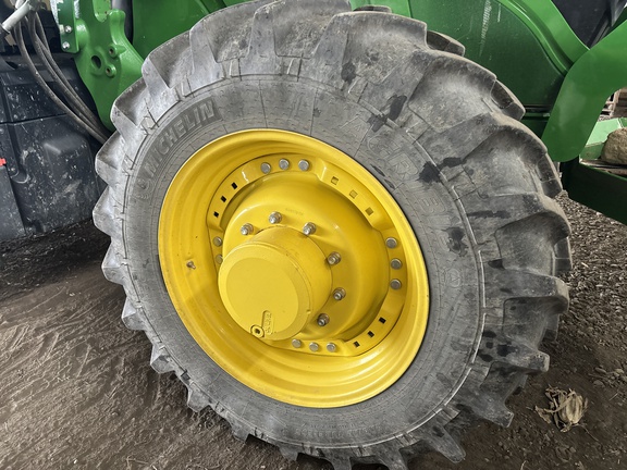 Used 2013 John Deere 6140R Row Crop Tractors at Koenig Equipment in Urbana, OH - Photo5
