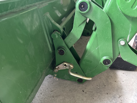 Used 2013 John Deere 6140R Row Crop Tractors at Koenig Equipment in Urbana, OH - Photo13