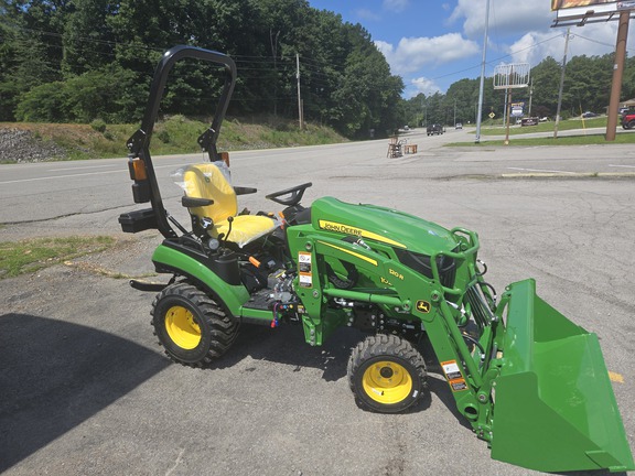 2026 John Deere 1025R