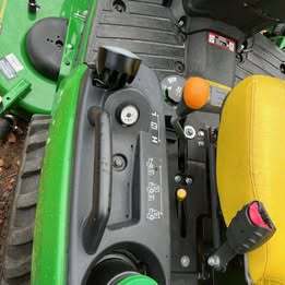 2024 John Deere 1025R-8