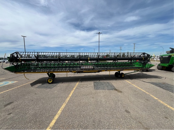 2015 John Deere 635D
