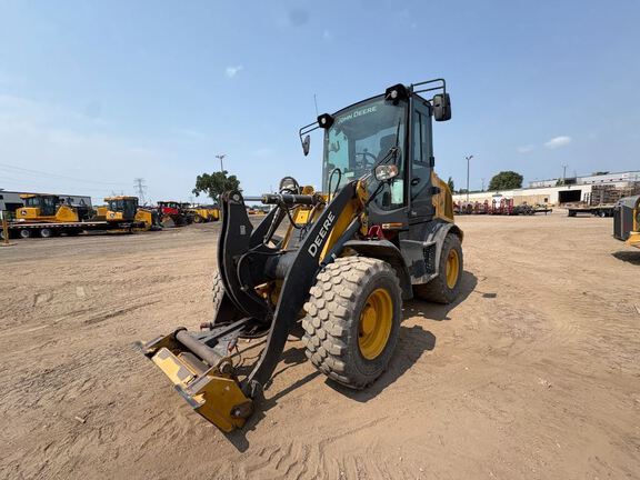 Photo of 2023 John Deere 244L