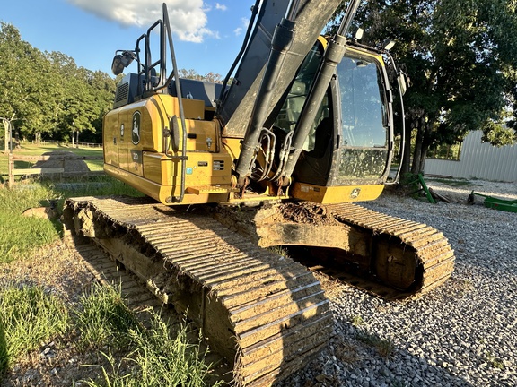 2024 John Deere 210 P