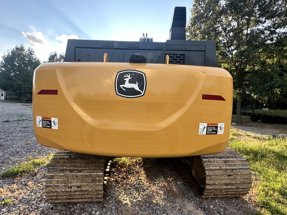2024 John Deere 210 P