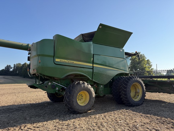Photo of 2020 John Deere S770