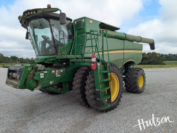 Photo of 2020 John Deere S770