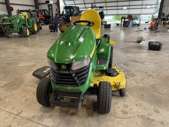 Photo of 2018 John Deere X590