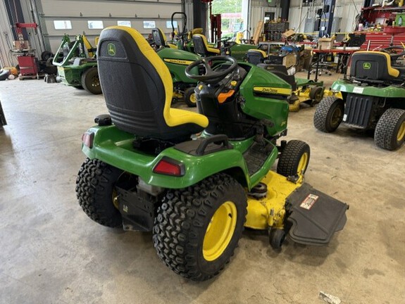 Photo of 2018 John Deere X590