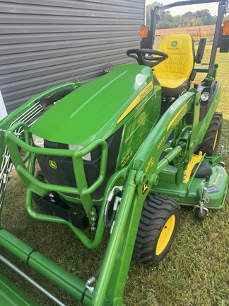 Photo of 2018 John Deere 1025R