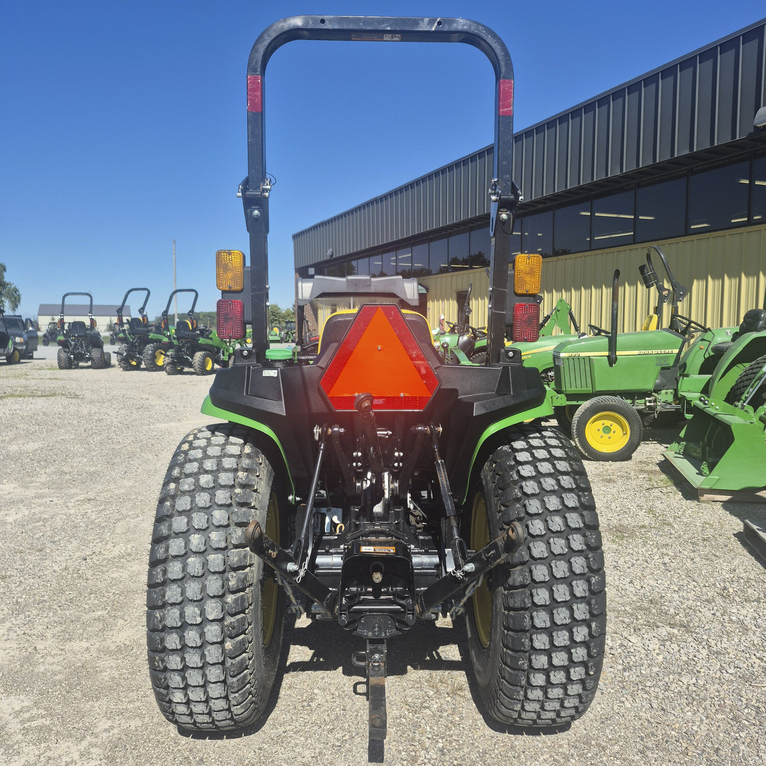 2021 John Deere 3032E Compact Utility Tractors