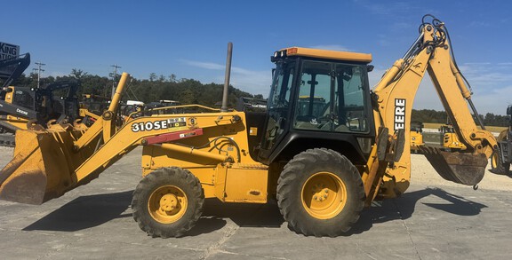 2000 John Deere 310SE
