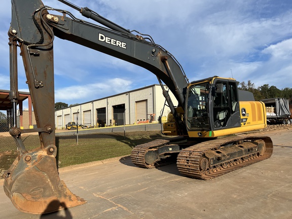 2023 John Deere 210 P-Tier