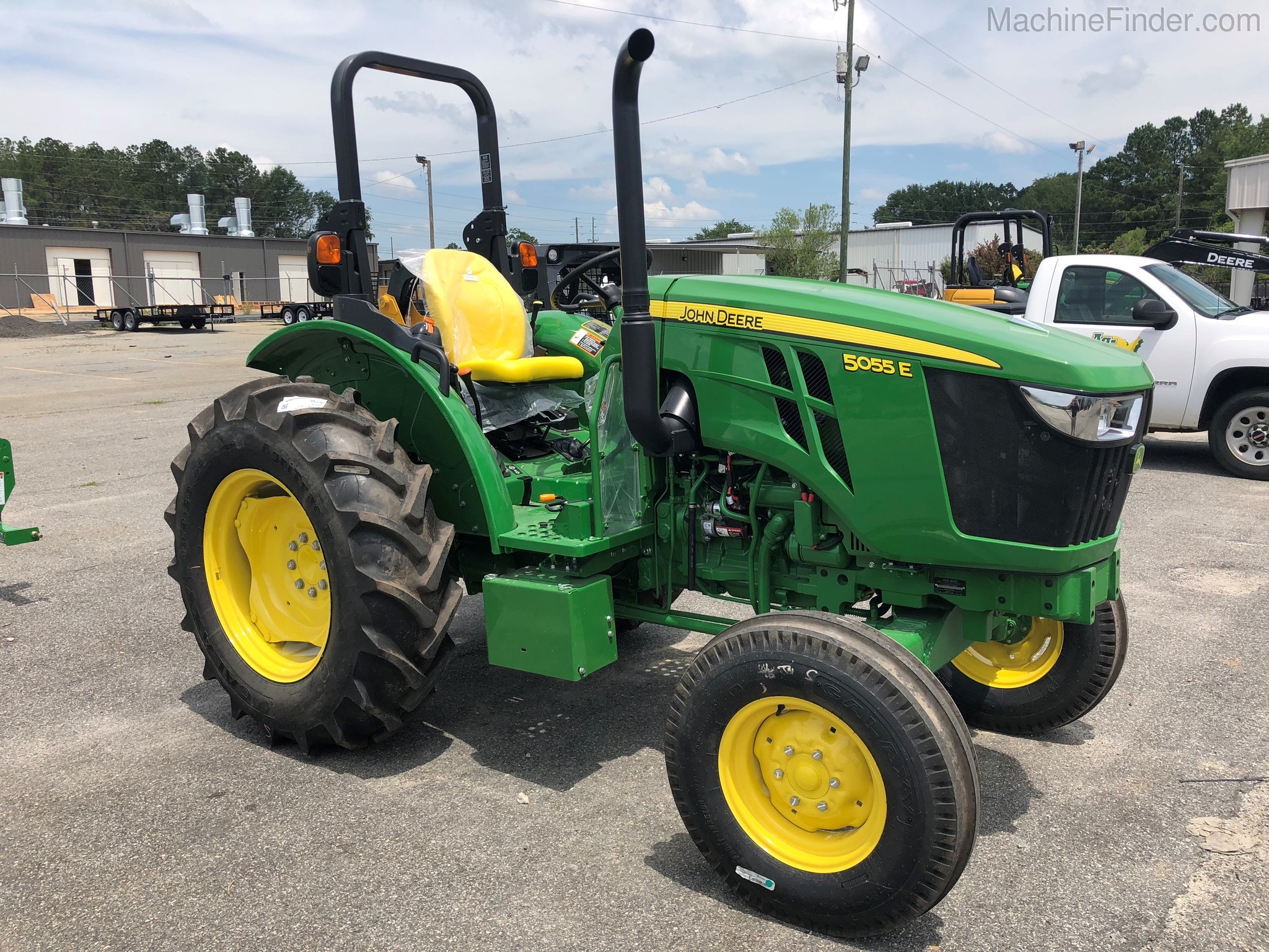 2020 John Deere 5055E Image 1