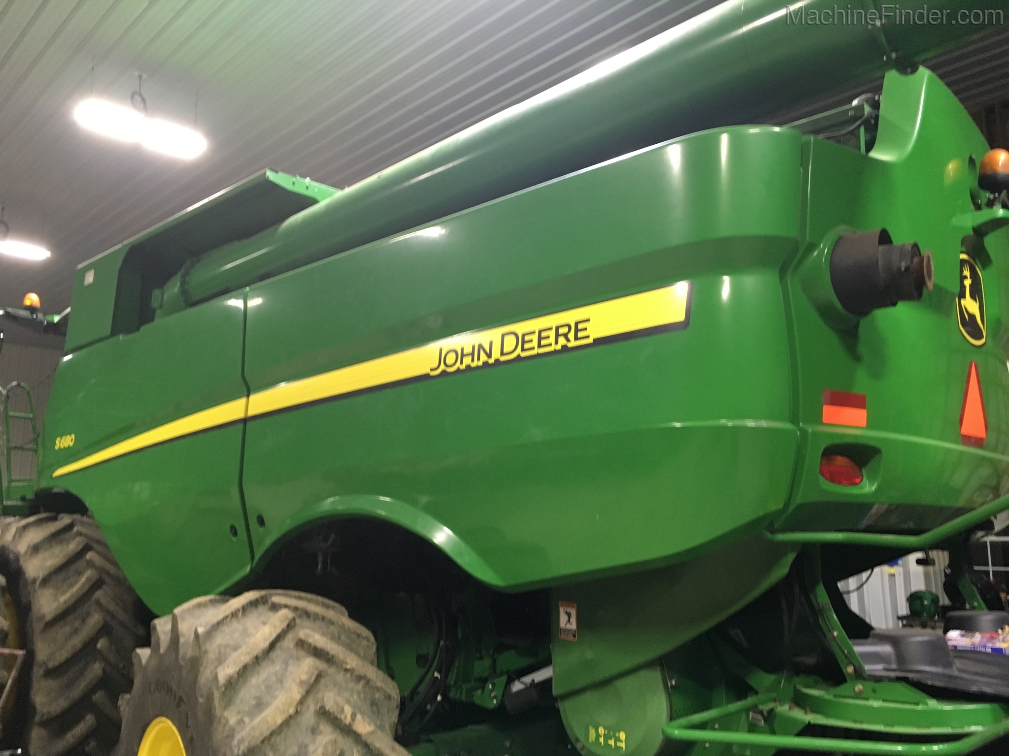 2012 John Deere S680 Image 2