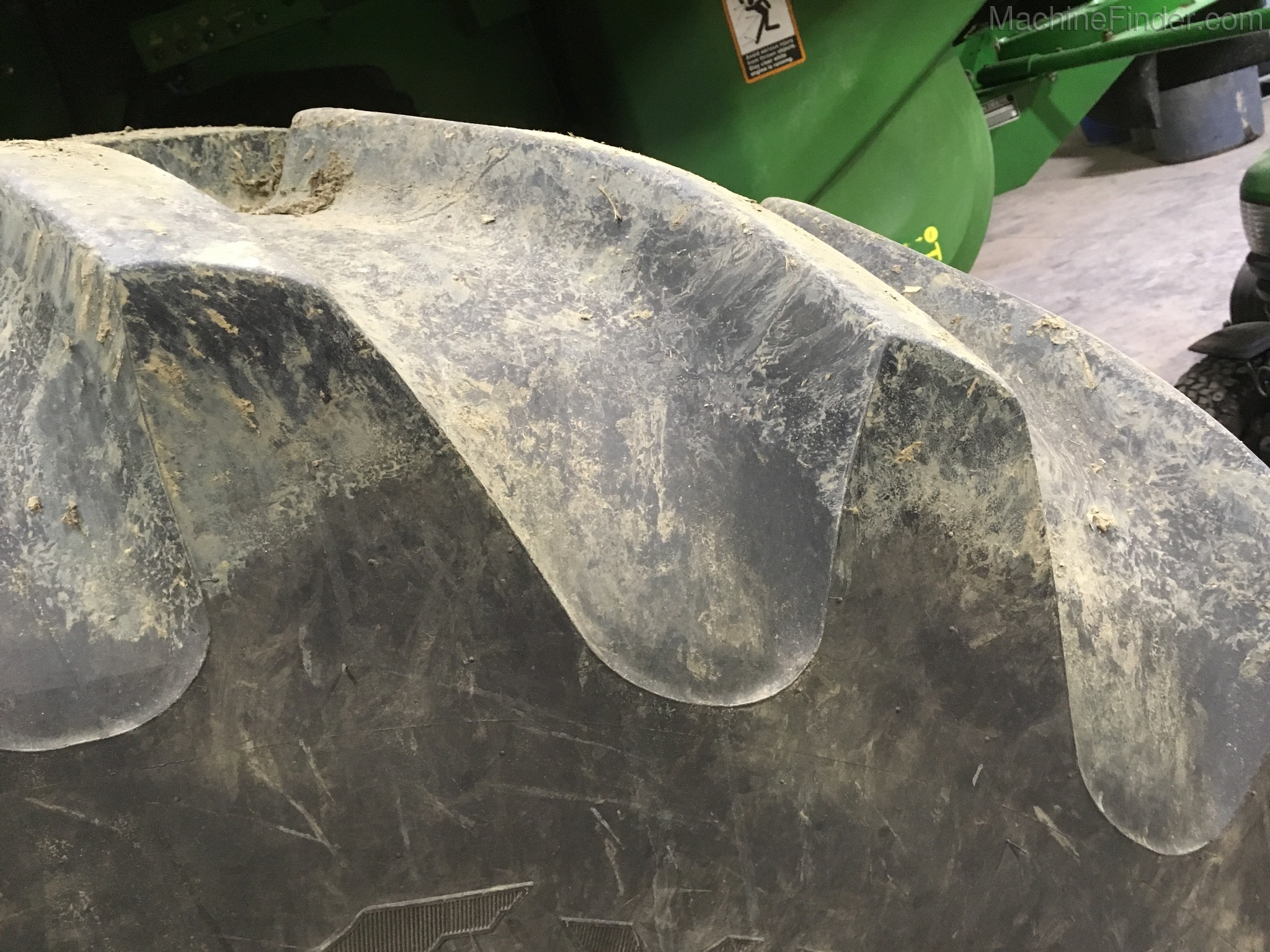 2012 John Deere S680 Image 5