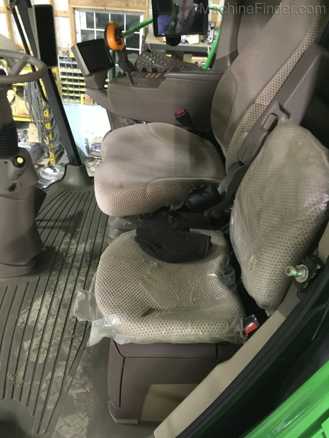 2012 John Deere S680 Image 8