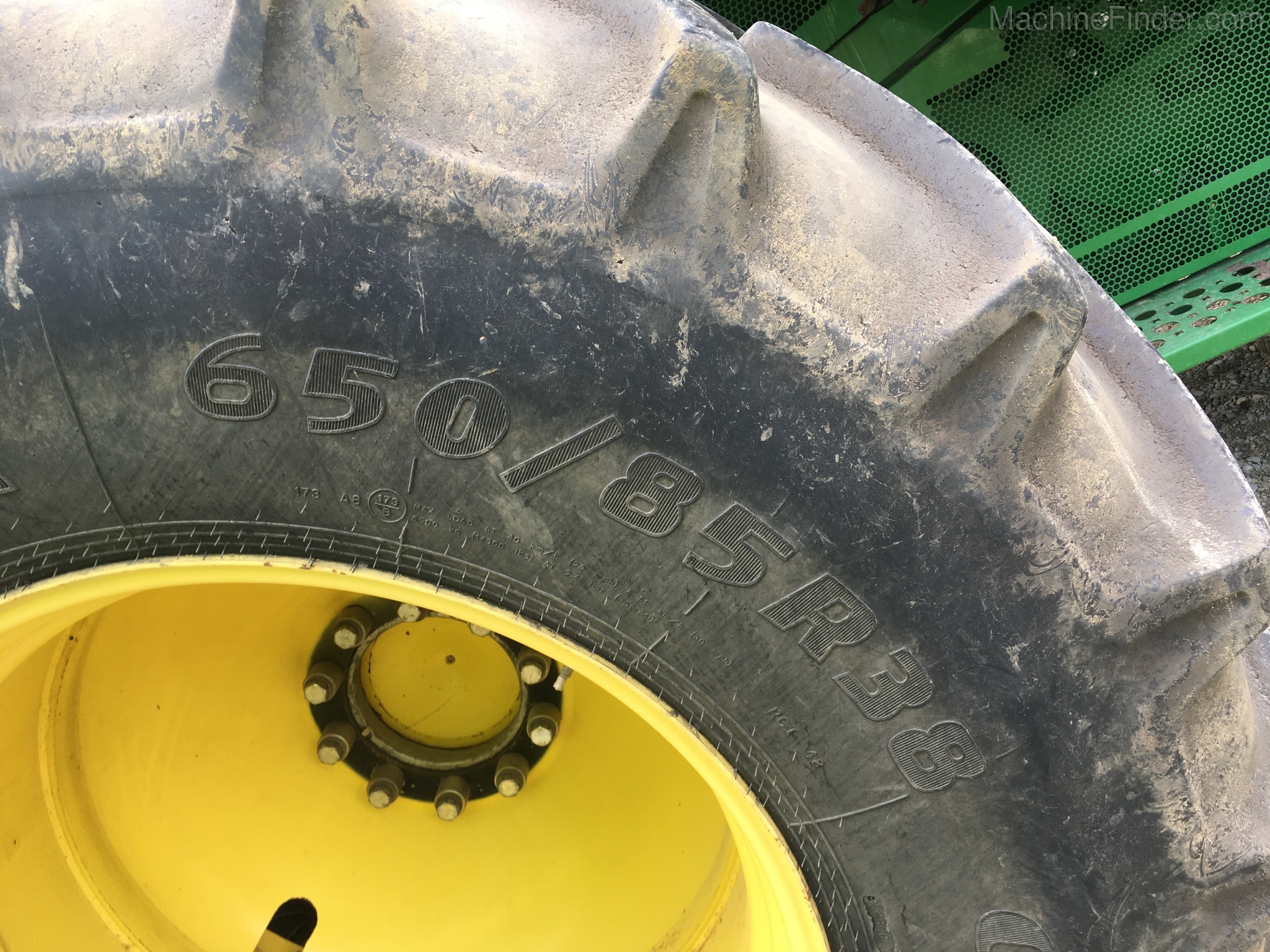 2012 John Deere S680 Image 10