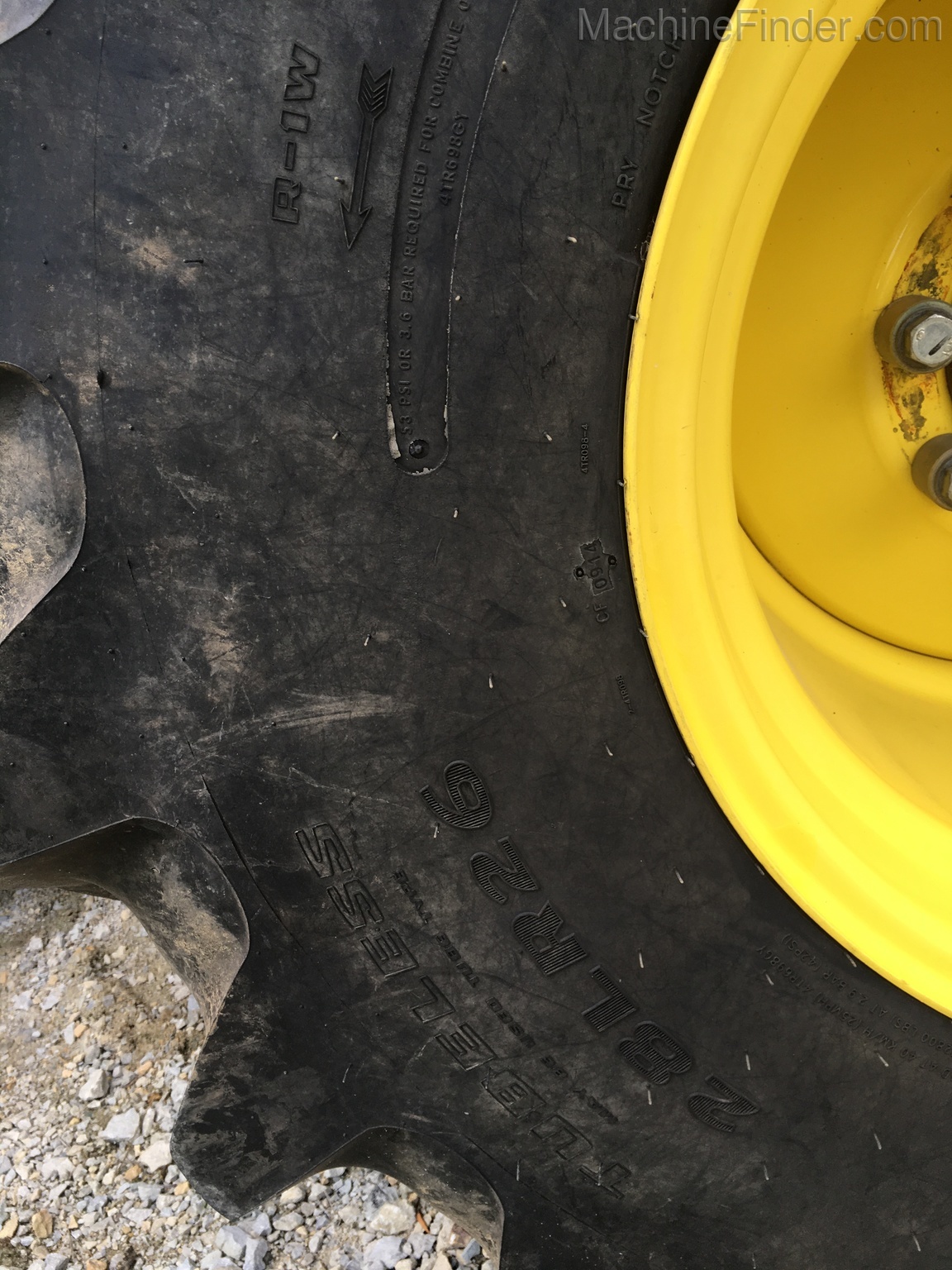 2012 John Deere S680 Image 11