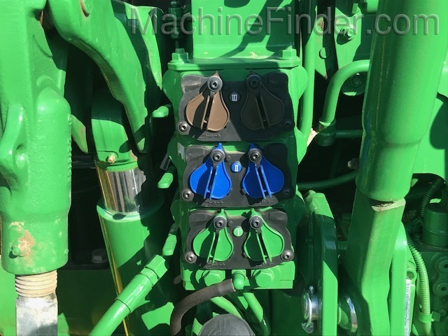 2019 John Deere 6130R Image 9