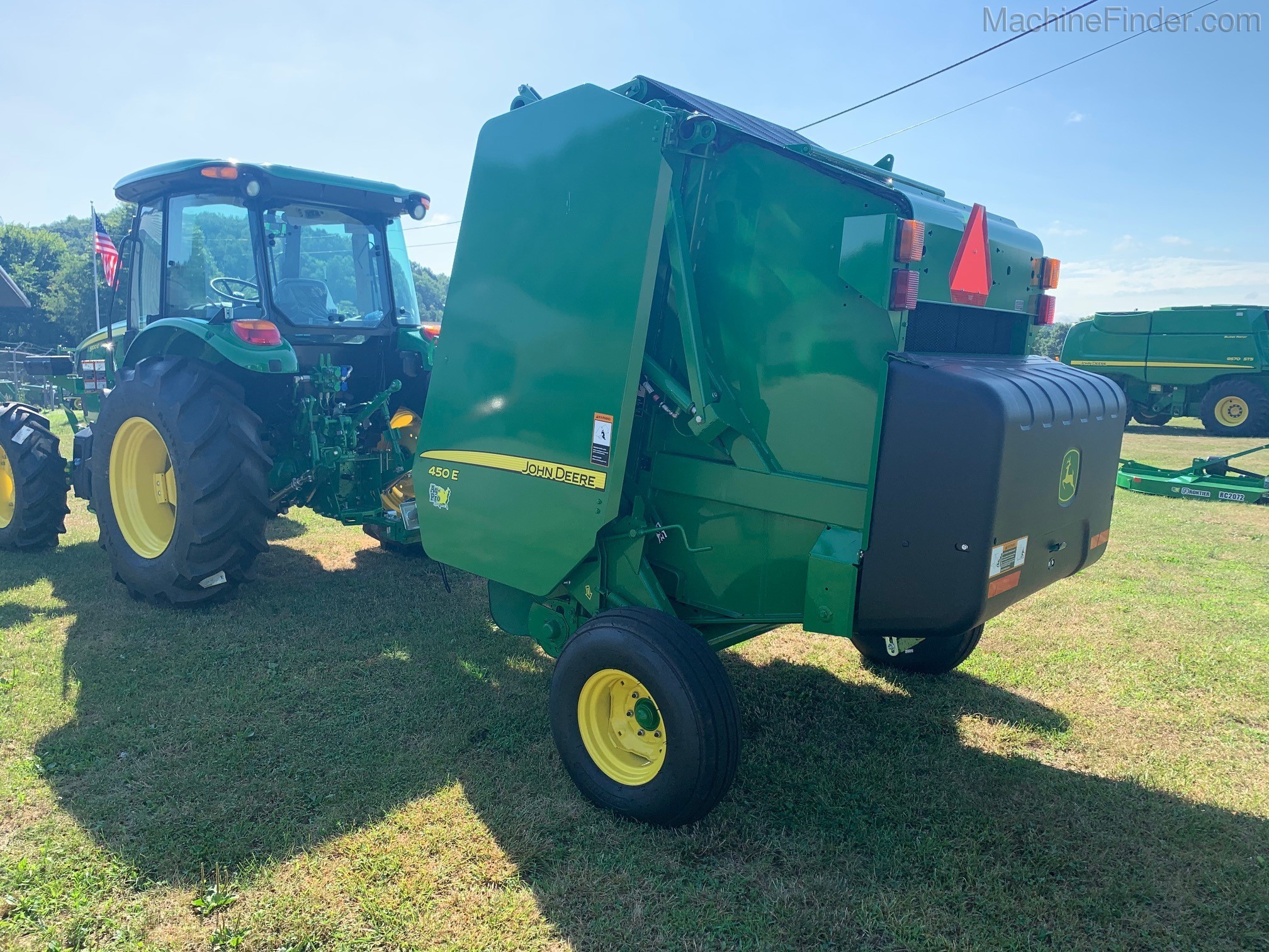 2020 John Deere 450E Image 3