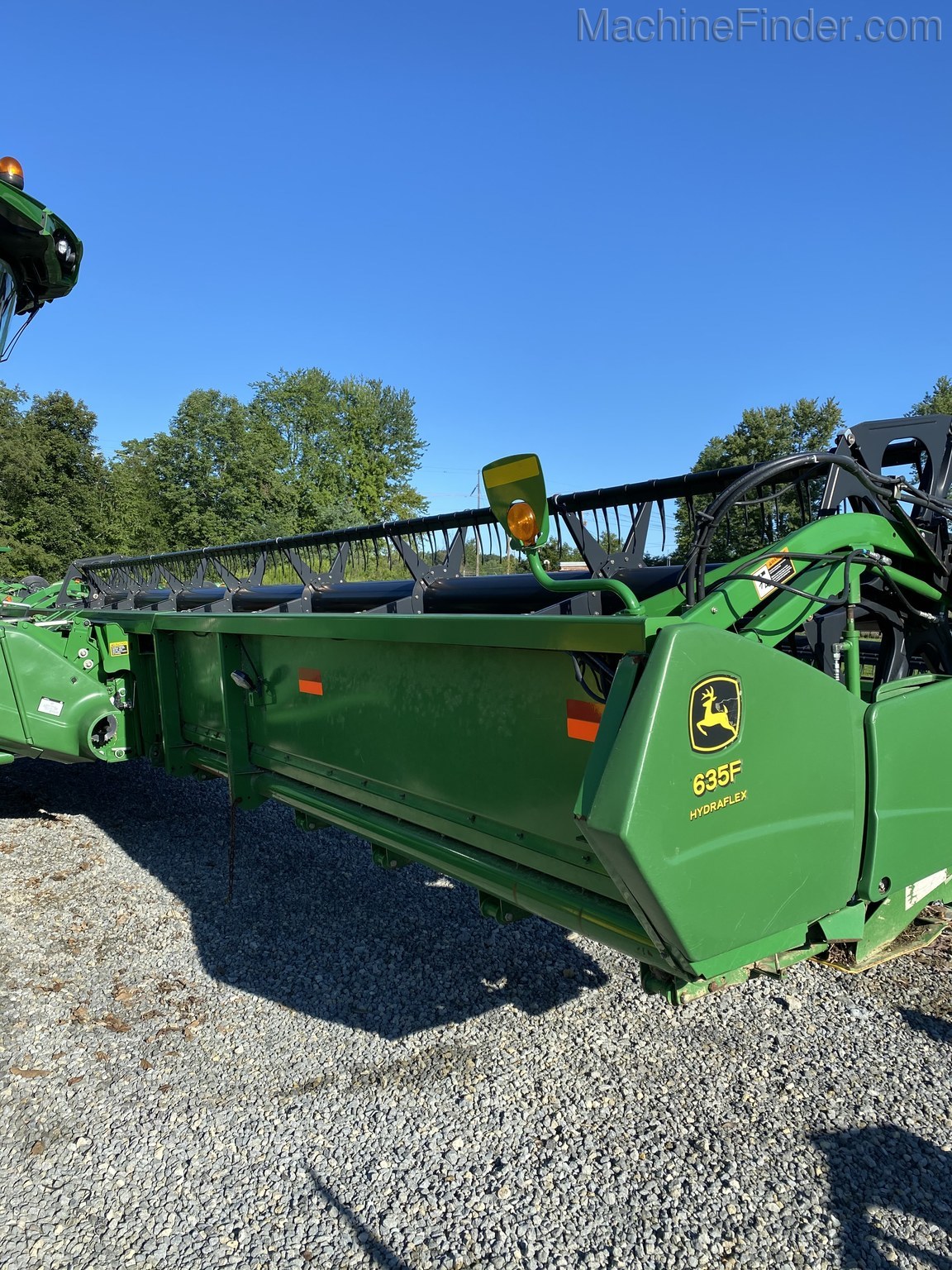 2006 John Deere 635F Image 3
