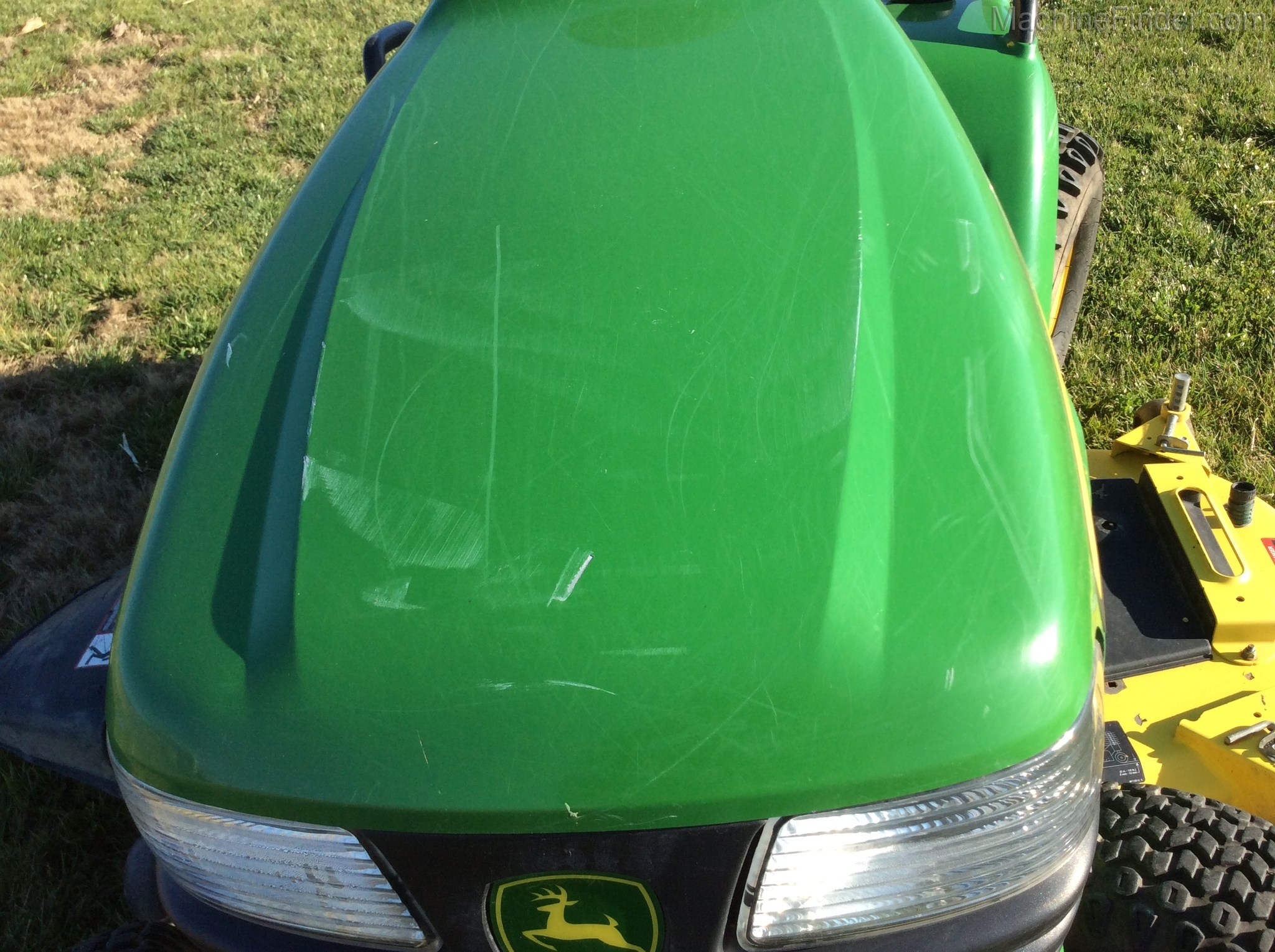 2012 John Deere X729 Image 10