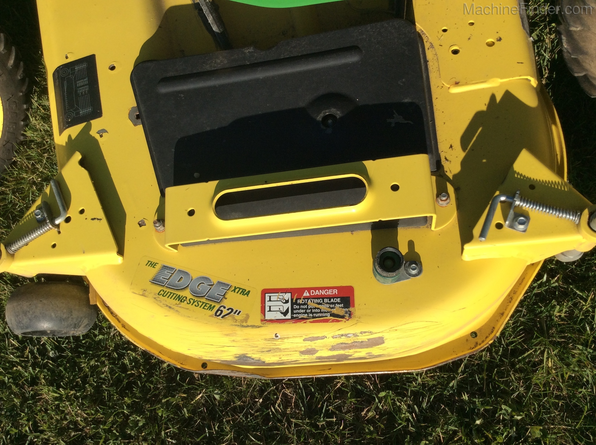 2012 John Deere X729 Image 7