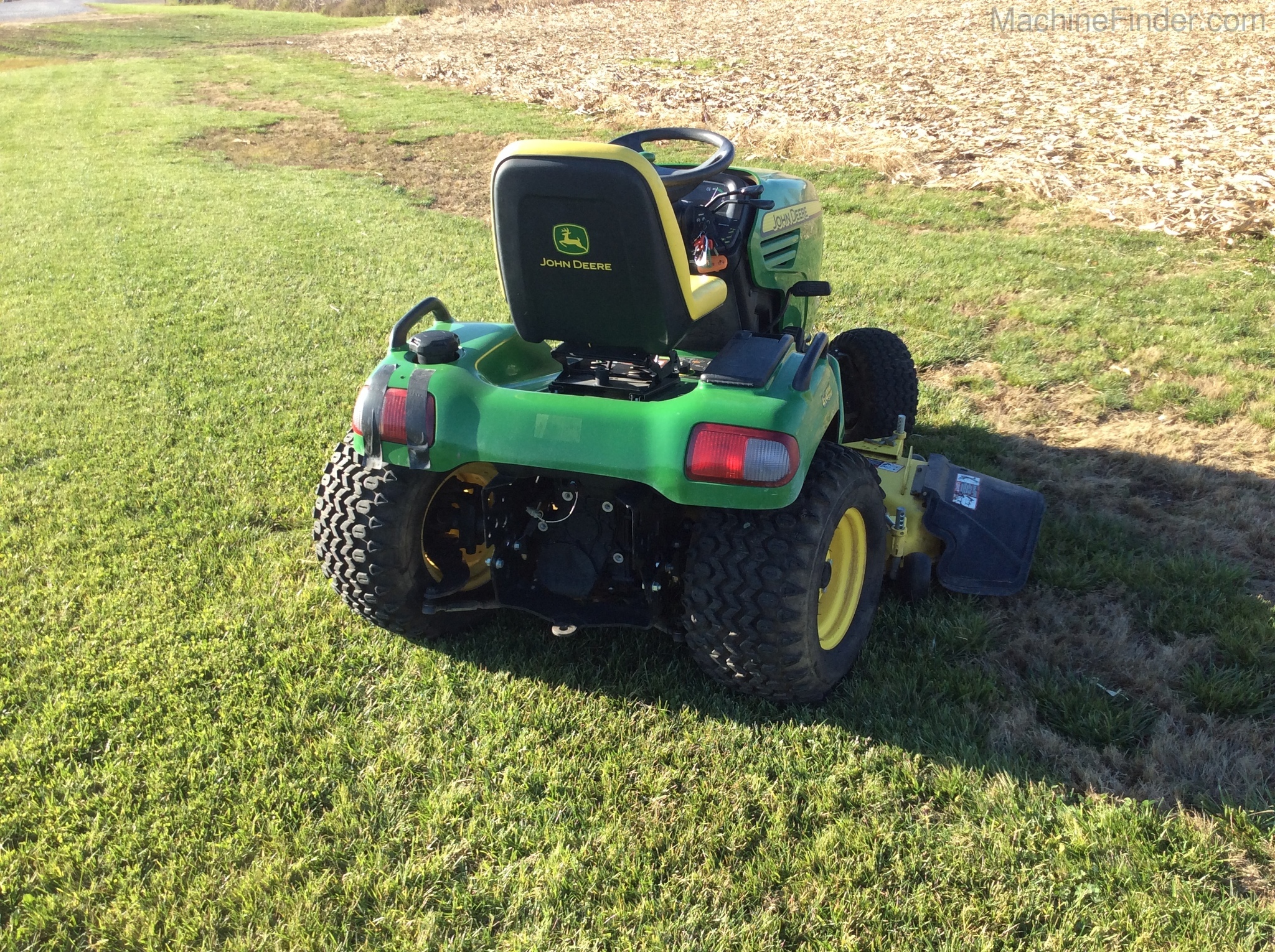 2012 John Deere X729 Image 4