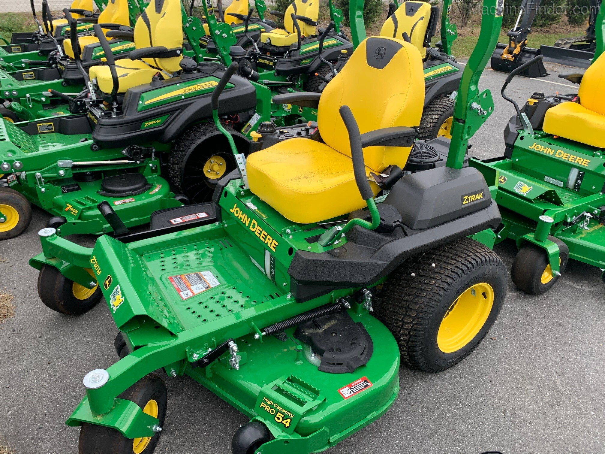 2020 John Deere Z730M Image 1