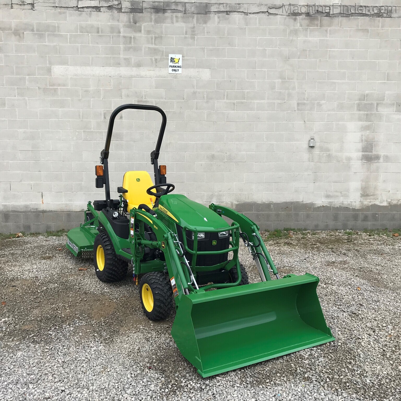2020 John Deere 1025R Image 3