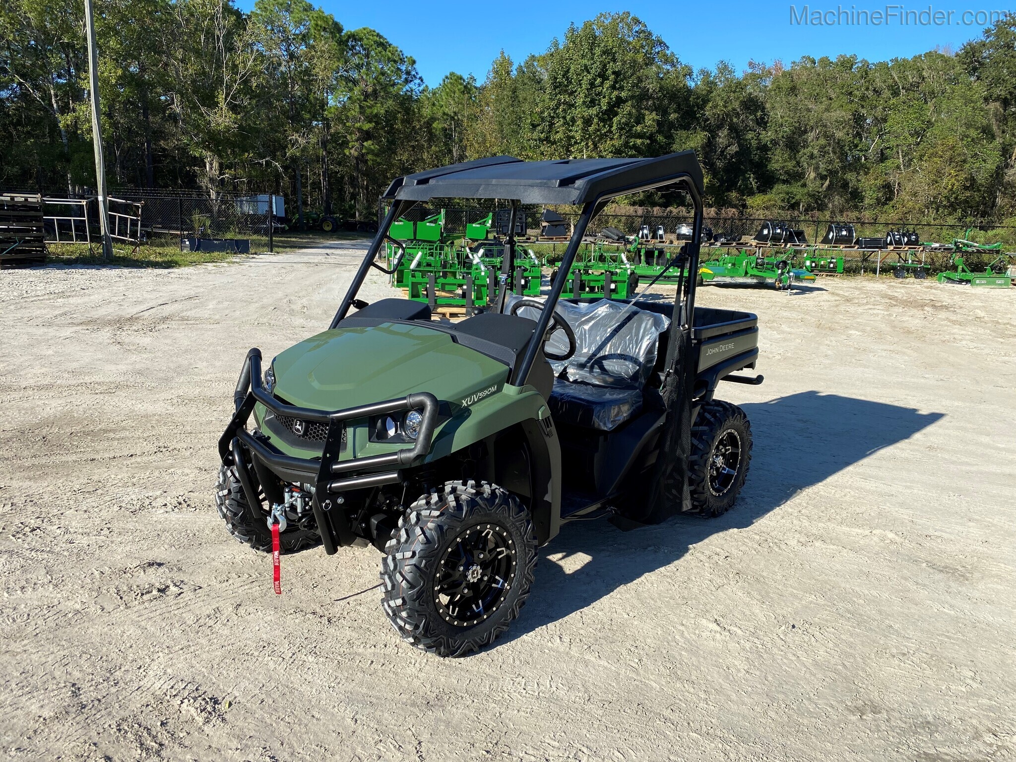 2021 John Deere 590M Image 1