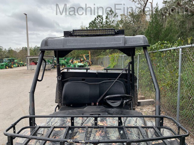 2014 John Deere XUV 825I CAMO Image 4