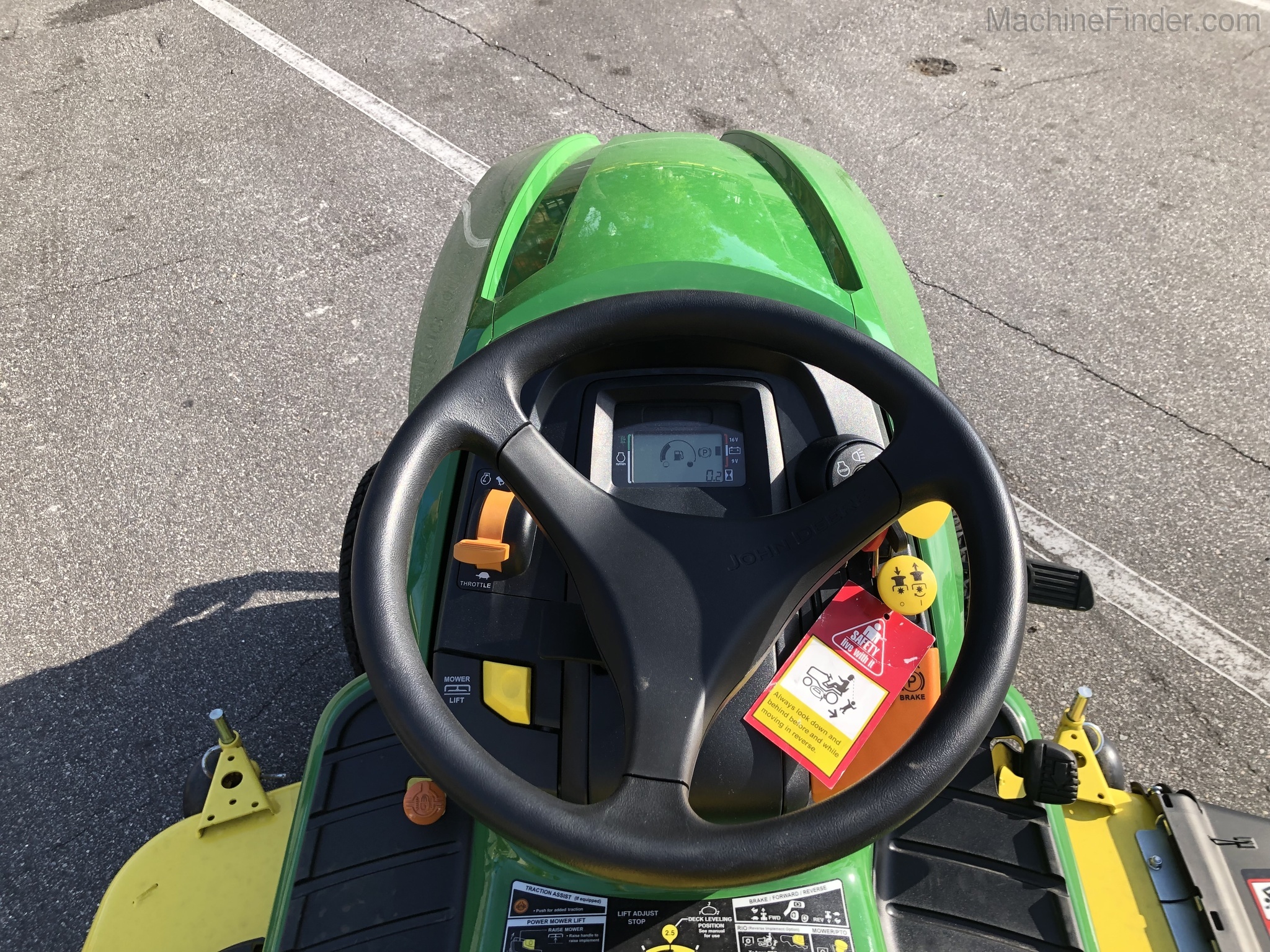 2021 John Deere X590 Image 6
