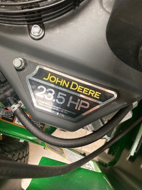 2025 John Deere Z920M Image 7