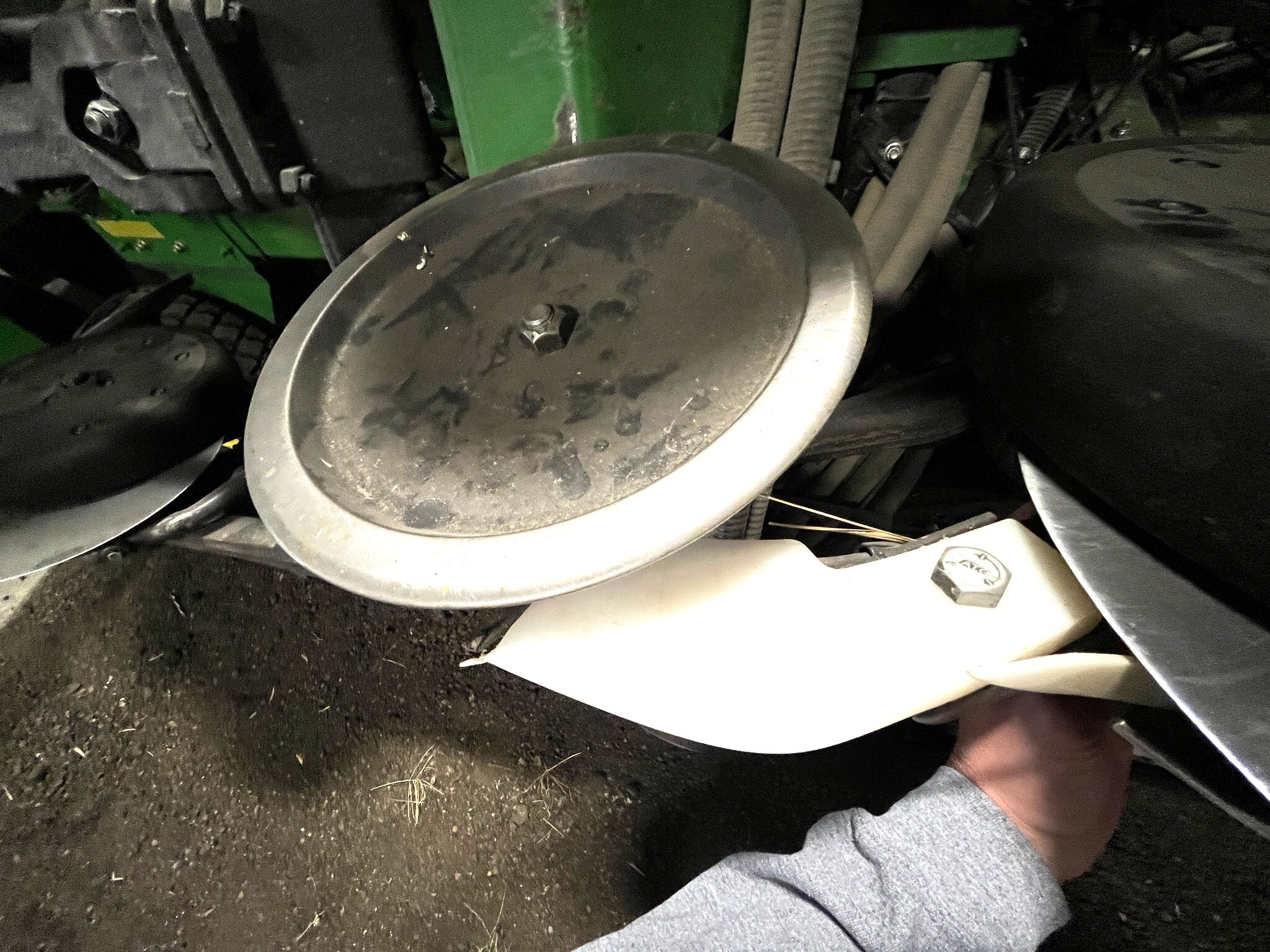 2014 John Deere 1990 Image 10