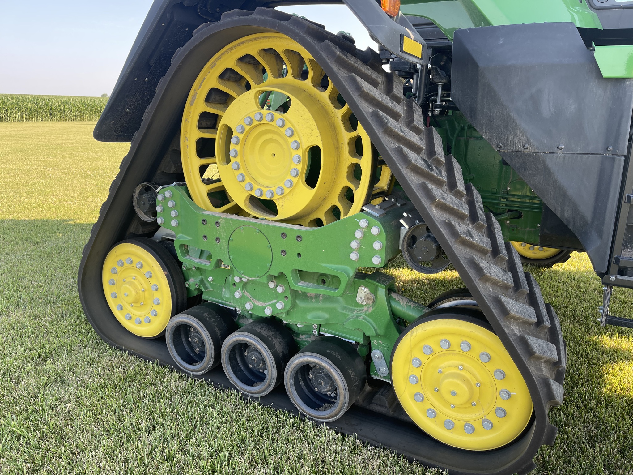  2023 John Deere 8RX 410 at Heritage Tractor in Quincy, IL