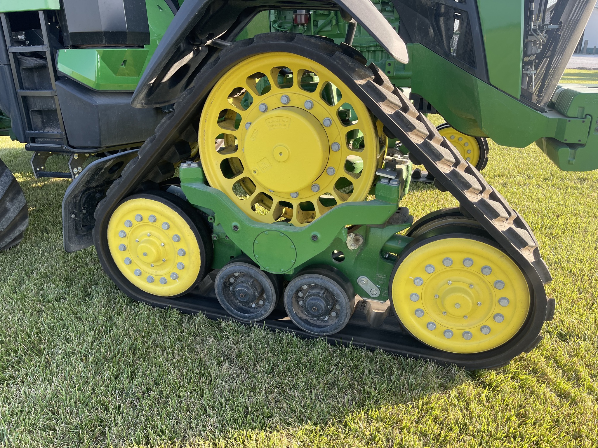  2023 John Deere 8RX 410 at Heritage Tractor in Quincy, IL