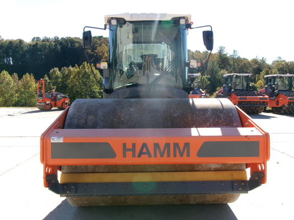 2023 Hamm HC120I