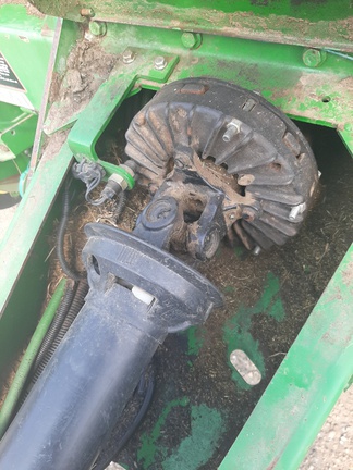 Used 2007 John Deere 568 Round Balers at Horizon Ag & Turf in Falher, AB - Photo6