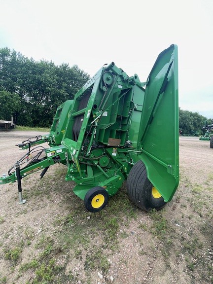 2021 John Deere 560M (4th thumbnail)