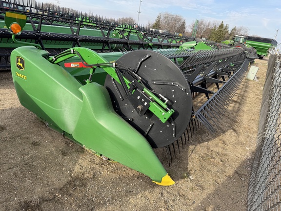  John Deere 745FD