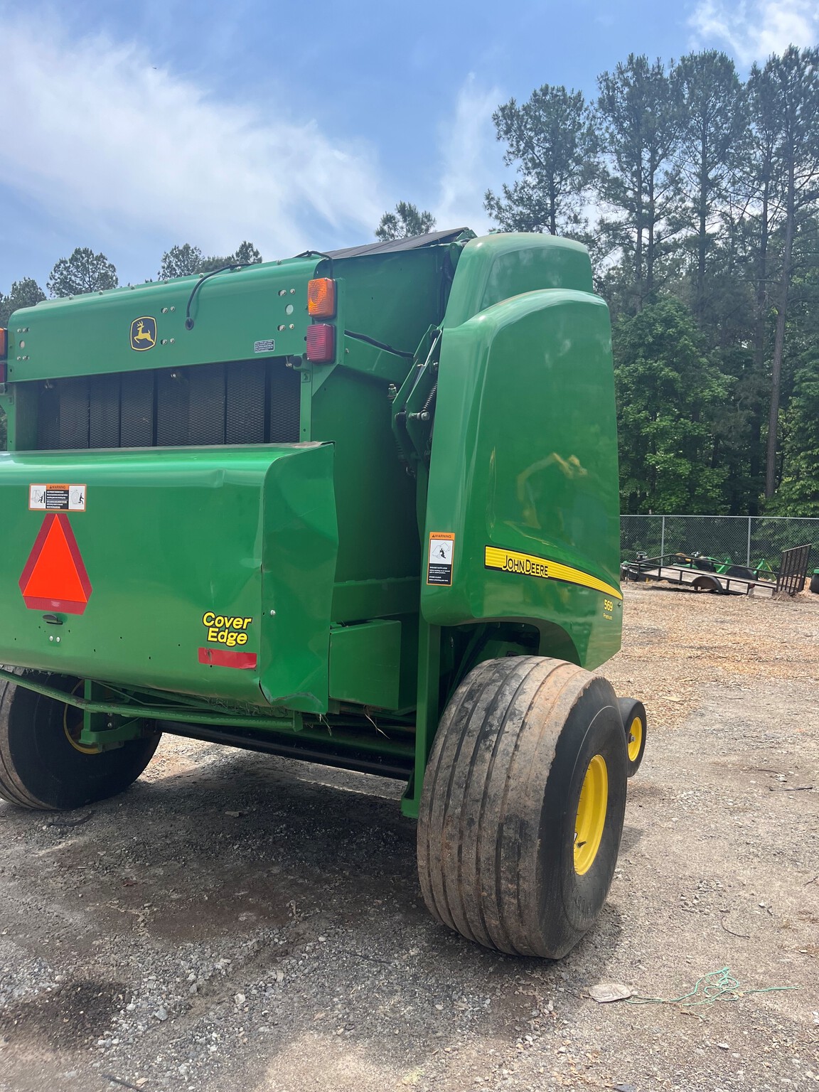 2013 John Deere 569 Premium Image 3